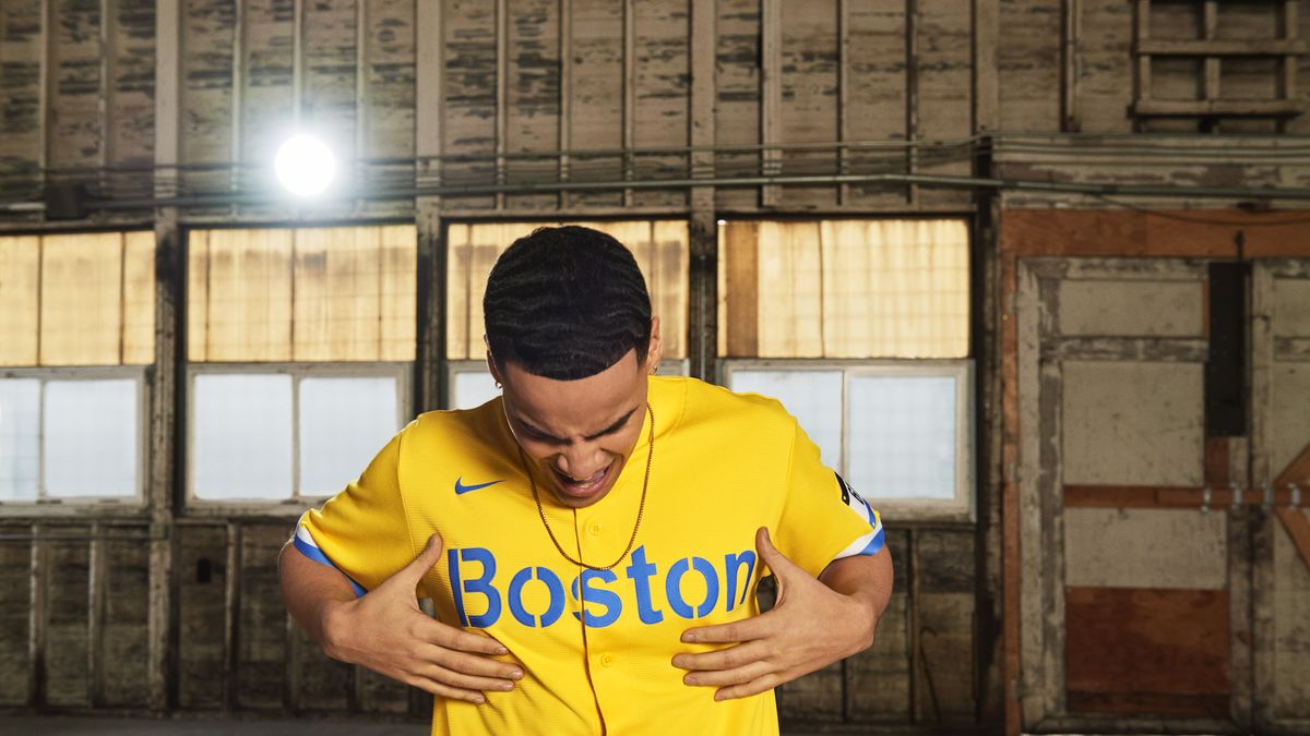 Where to buy Red Sox Boston Marathon yellow and blue Patriots Day gear 