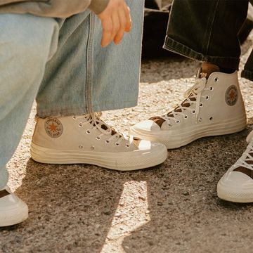 美式工裝風潮熱度不減，converse cons與carhartt wip共同打造復古配色專業滑板鞋