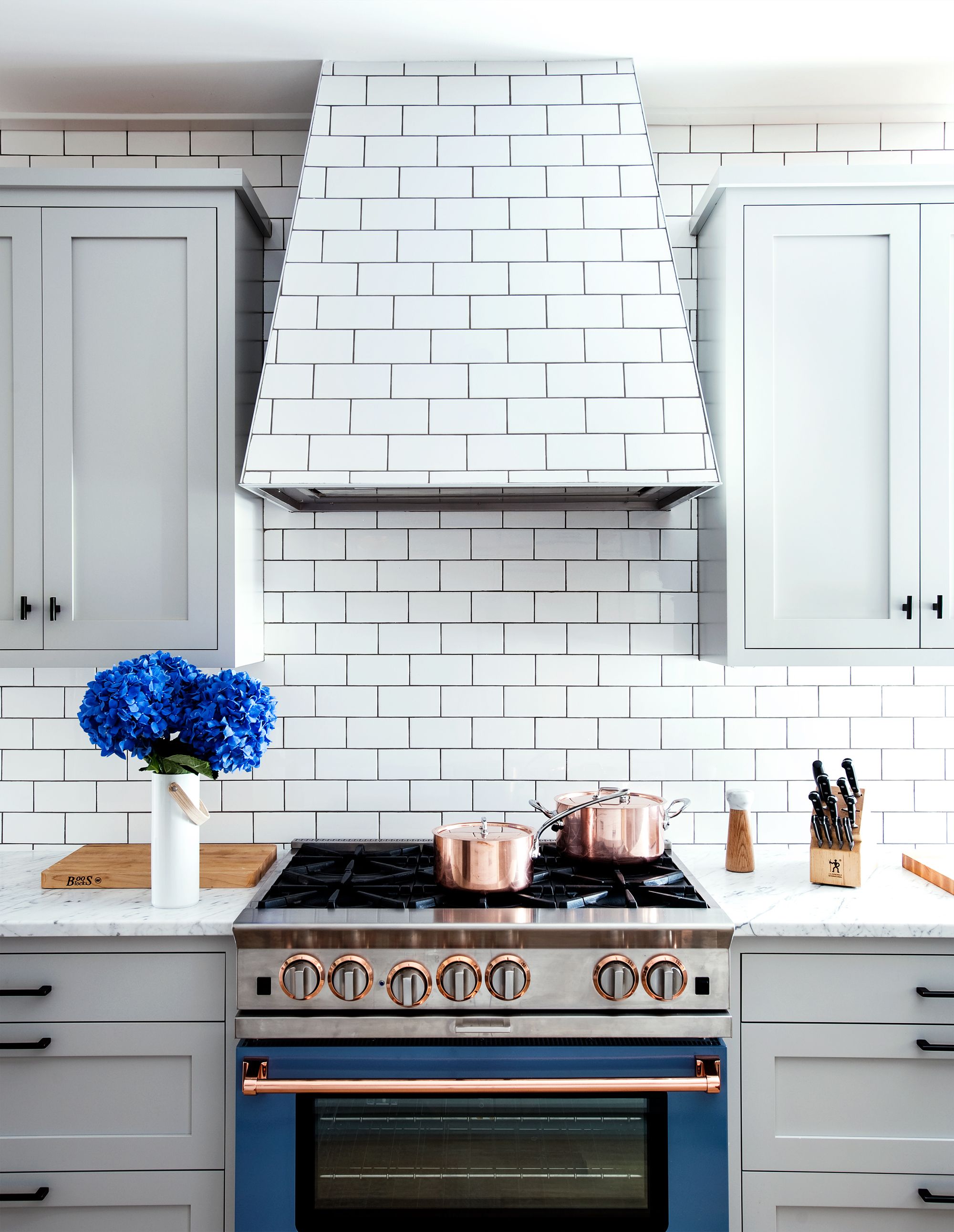 17 Fresh Subway Tile Kitchen Ideas