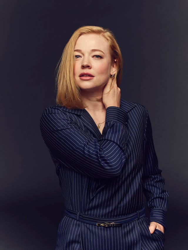 Face, Hair, Beauty, Blond, Blue, Head, Lip, Skin, Hairstyle, Photo shoot, 