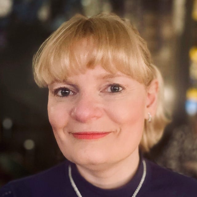 Sue Smith about us contact information