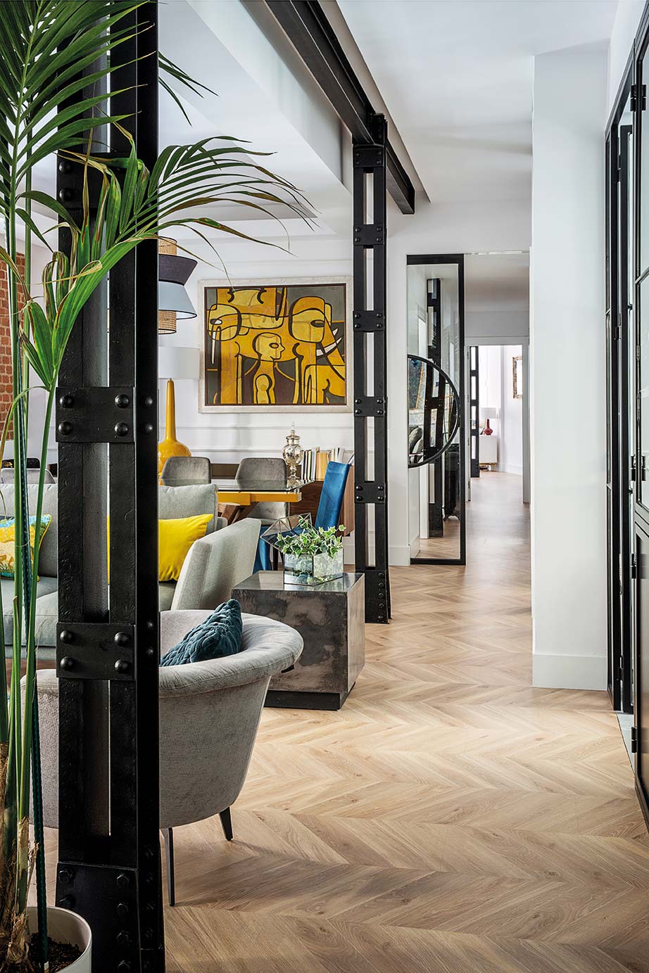 Interior design, Room, Floor, Building, Property, Yellow, Ceiling, Furniture, House, Flooring, 