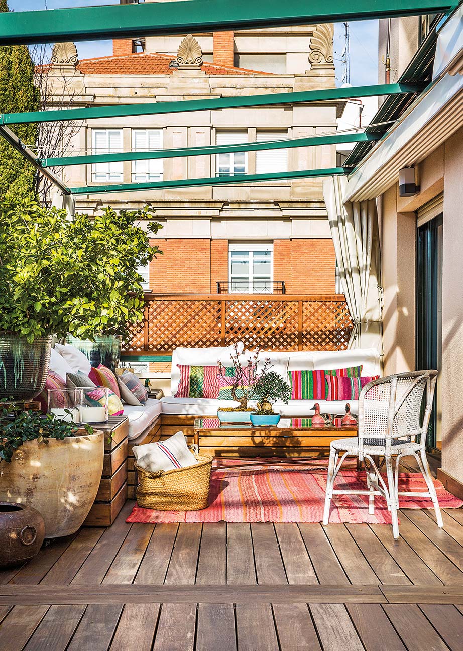 terraza con pérgola