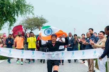 sufiya sufi, la corredora india más rápida en cruzar qatar corriendo