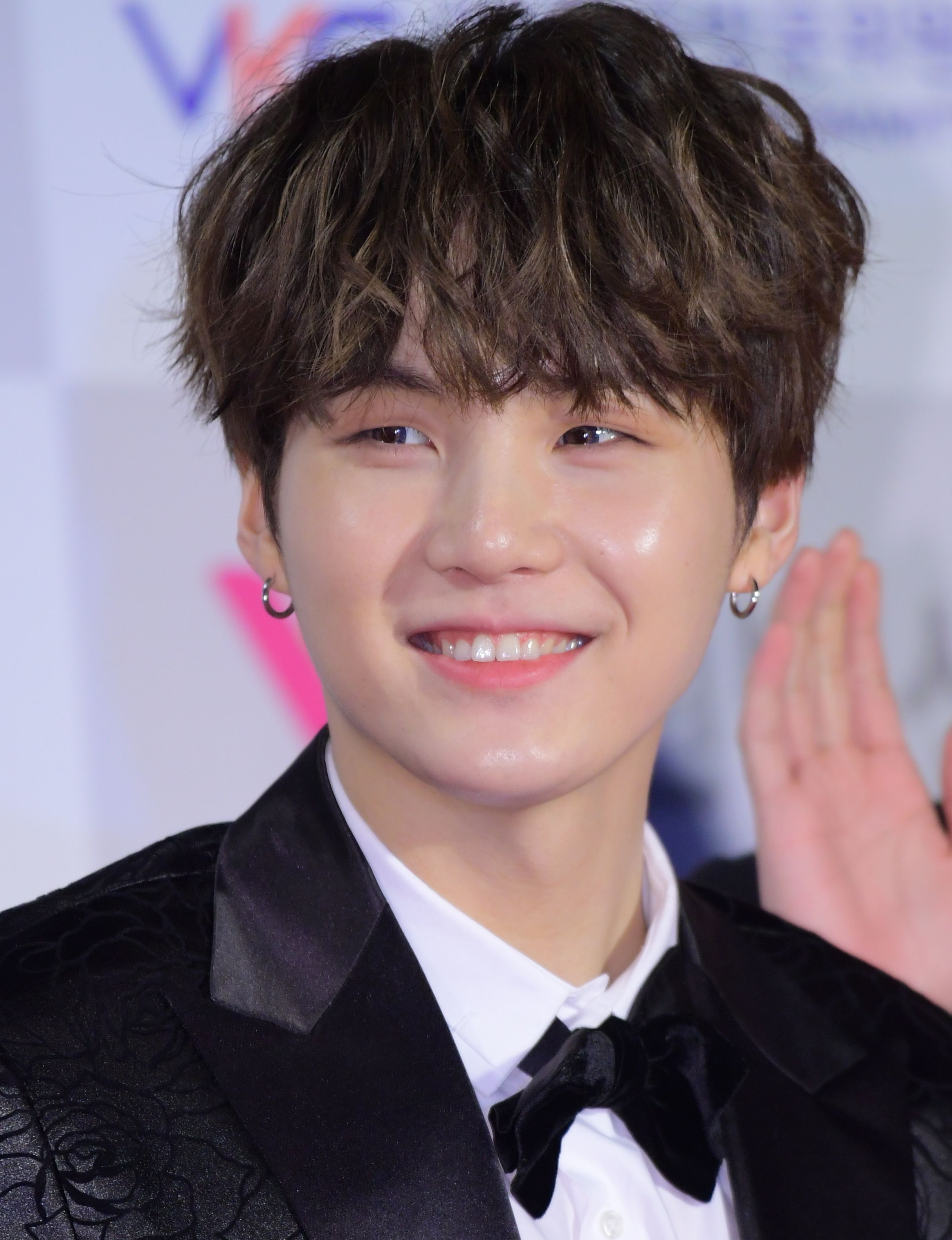 BTS SUGA編】祝32歳！達観したオーラを放つ、防弾少年団シュガの