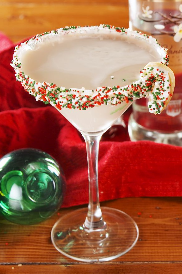 15 Delicious Christmas Martinis - Easy Martini Cocktails for Christmas