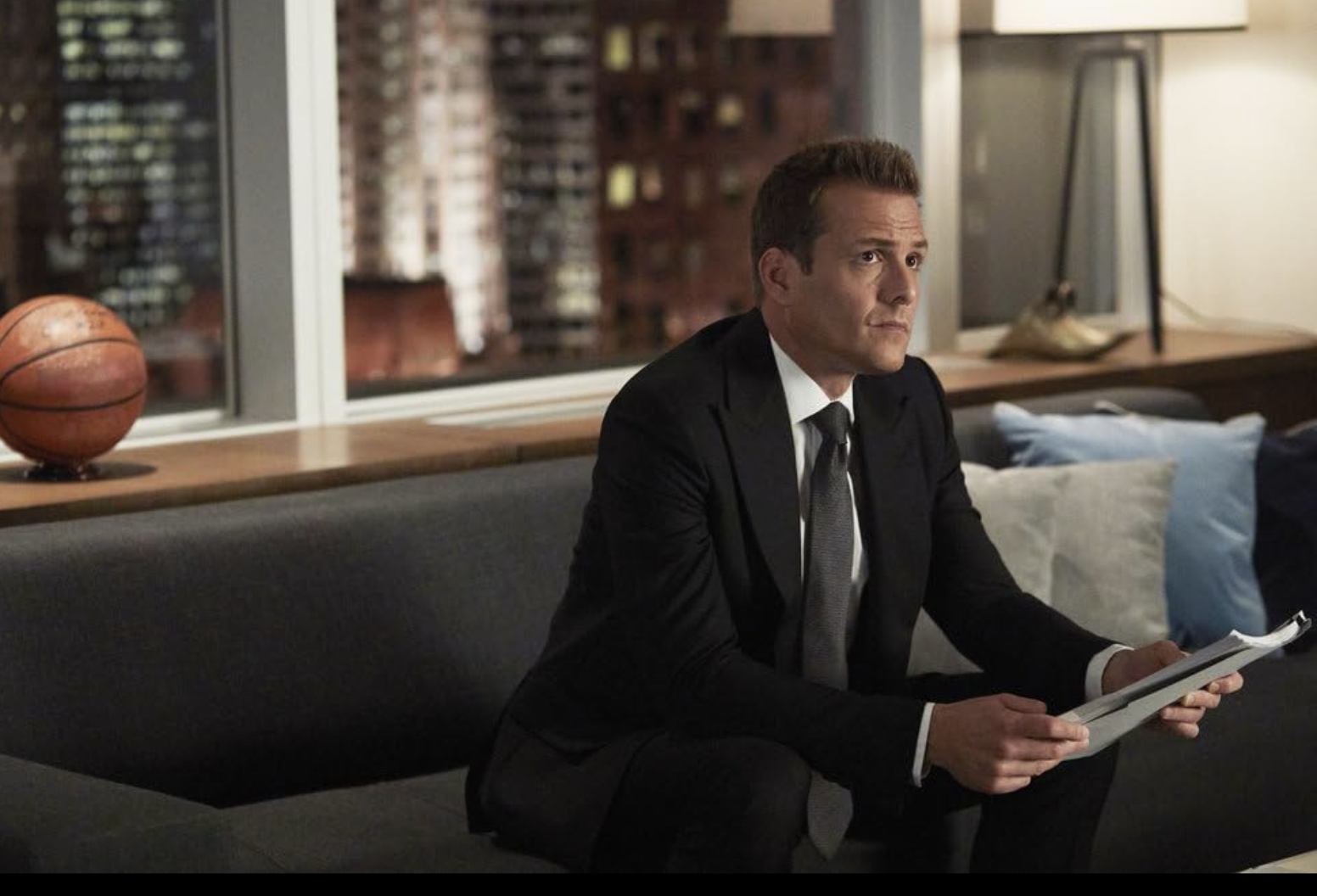Why Is Everyone Suddenly Obsessed With 'Suits'? I Tried to Find Out | Vogue