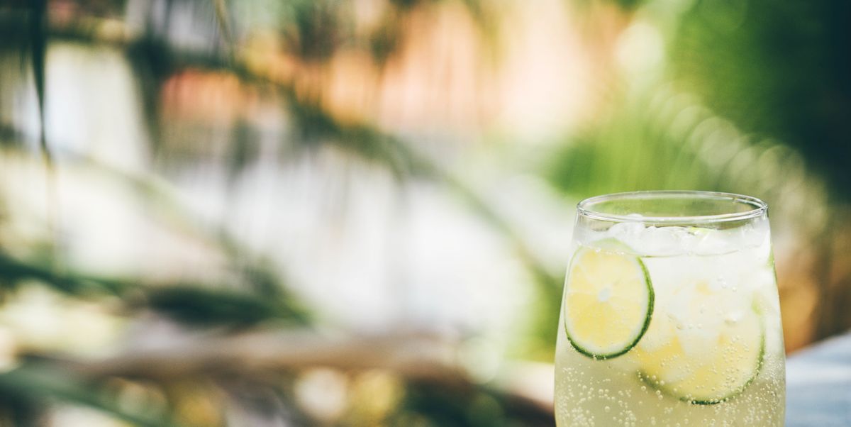 Alcohol & Weight Loss: Expert Tips for Drinking Smart