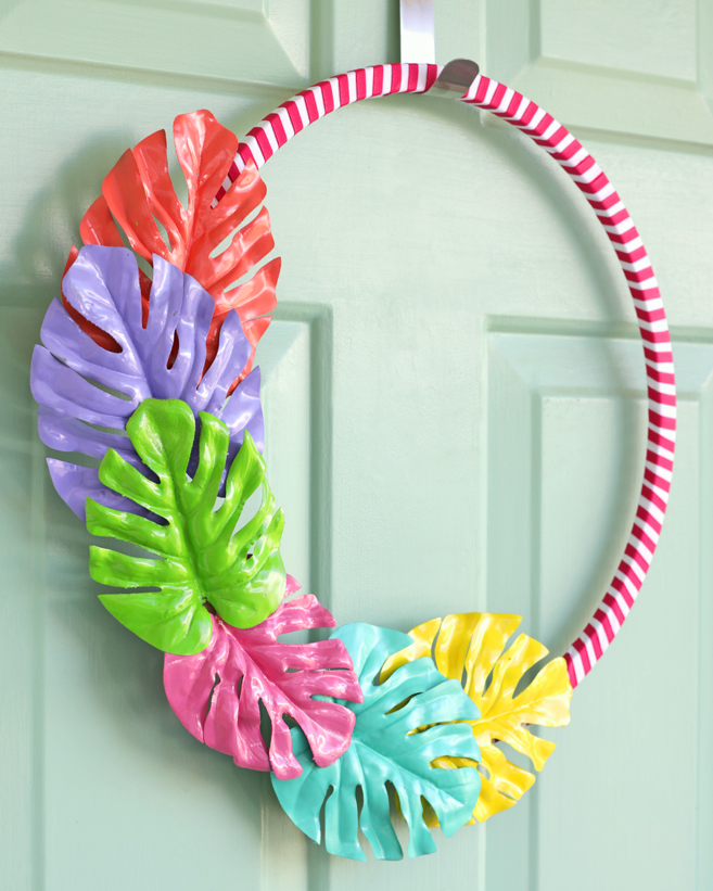 Monstera leaf wreath painted summer crafts