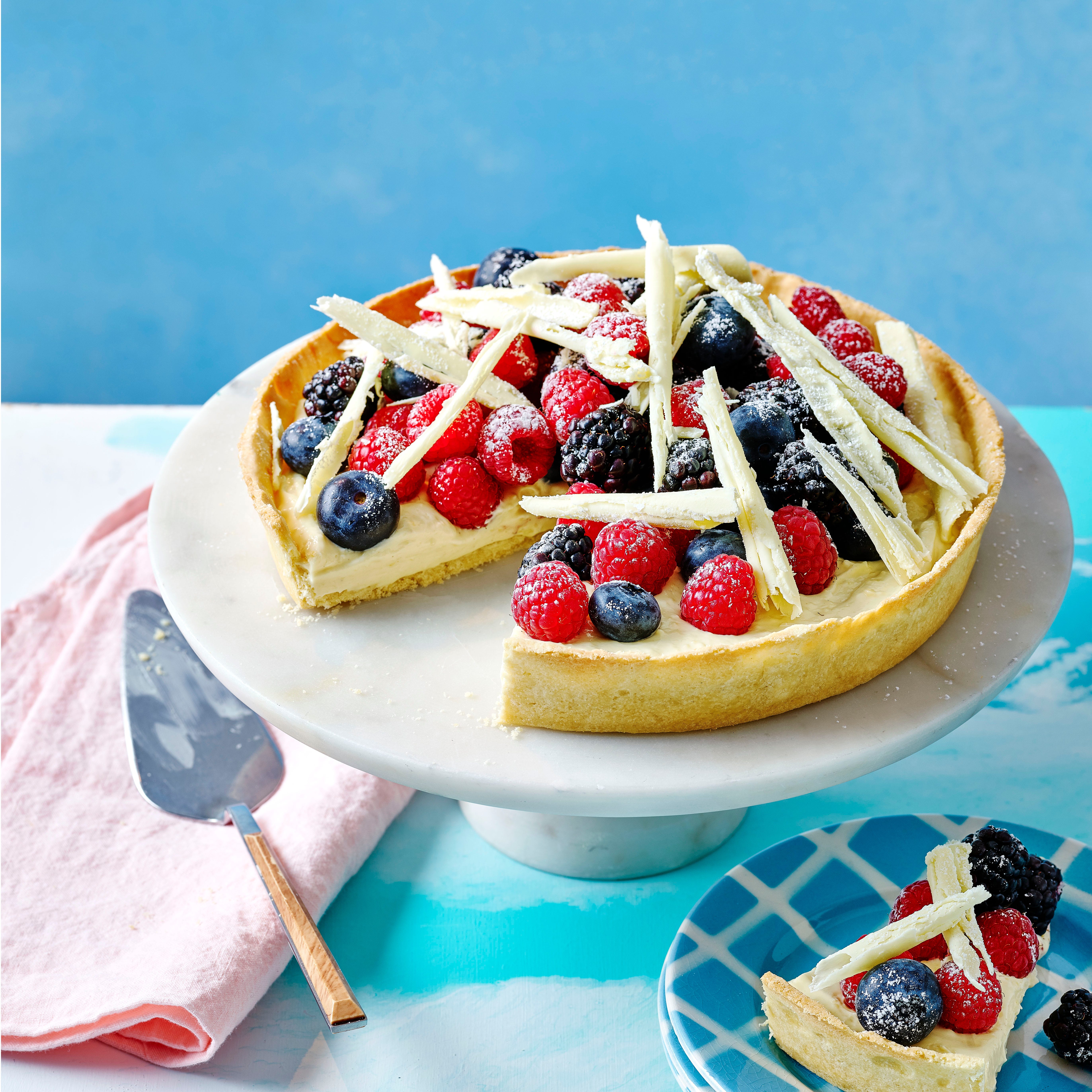 summer fruit and white chocolate tart