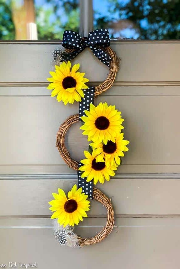summer wreath sunflowers