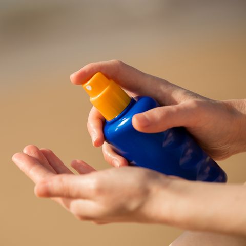spray sunscreen tips