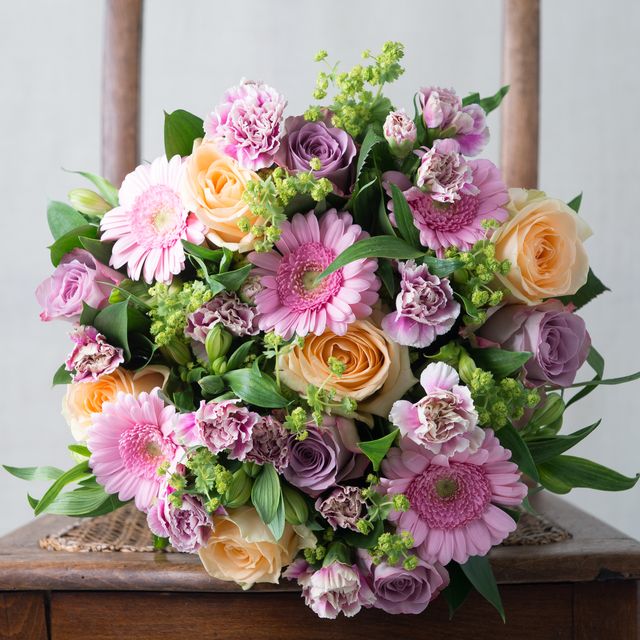 Sundae flowers, bouquet from Appleyard London
