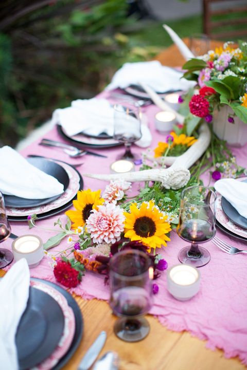 Pink, Purple, Flower, Tableware, Table, Event, Rehearsal dinner, Centrepiece, Textile, Flower Arranging, 