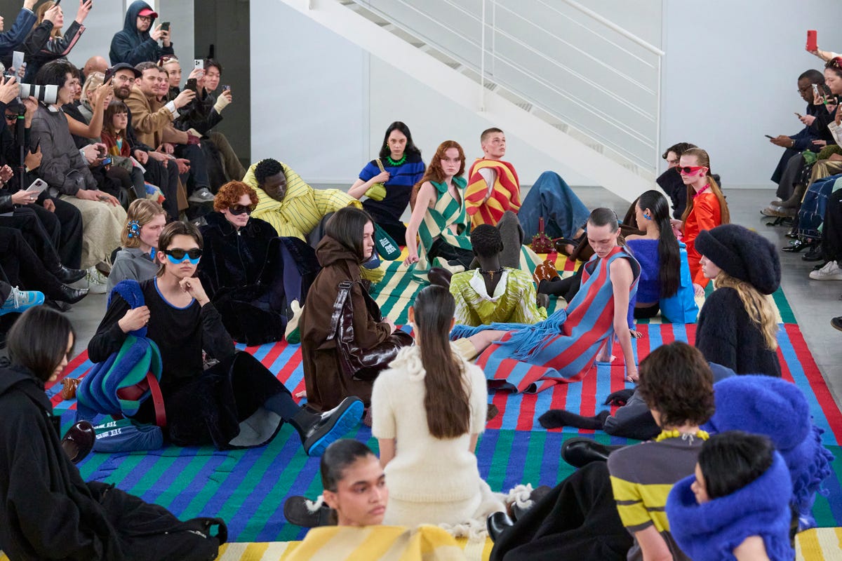 Moda donna 2025: i vestiti più belli dalla Milano Fashion Week Autunno ...