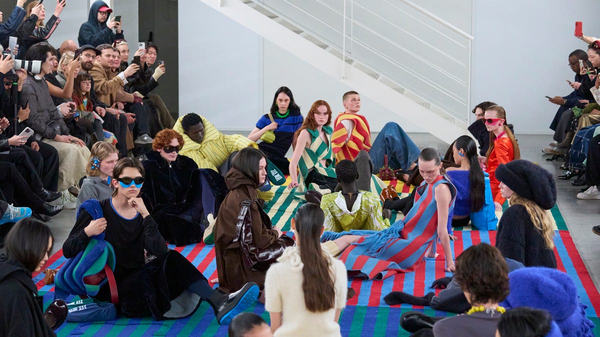 Moda donna 2025: i vestiti più belli dalla Milano Fashion Week Autunno ...