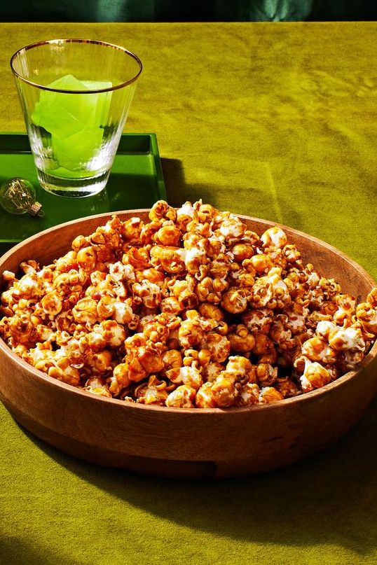 super bowl snacks caramel apple popcorn