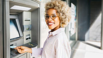 super cashmachines trialled on highstreet where banks have closed