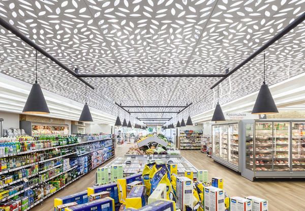 Supermarket, Building, Retail, Grocery store, Product, Convenience store, Ceiling, Aisle, Interior design, Marketplace, 
