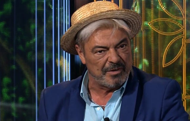 antonio canales da la cara por olga moreno