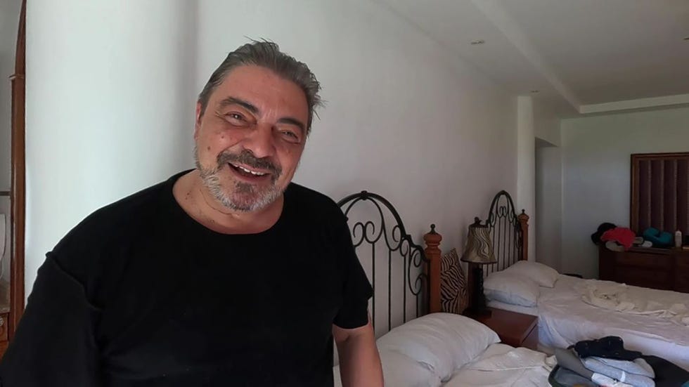 los concursantes de supervivientes enseñan lo que se han llevado a la isla en las maletas