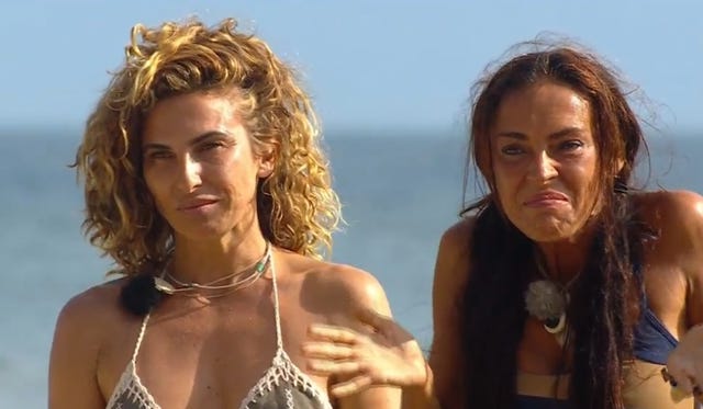 olga moreno junto a su hermana rosita