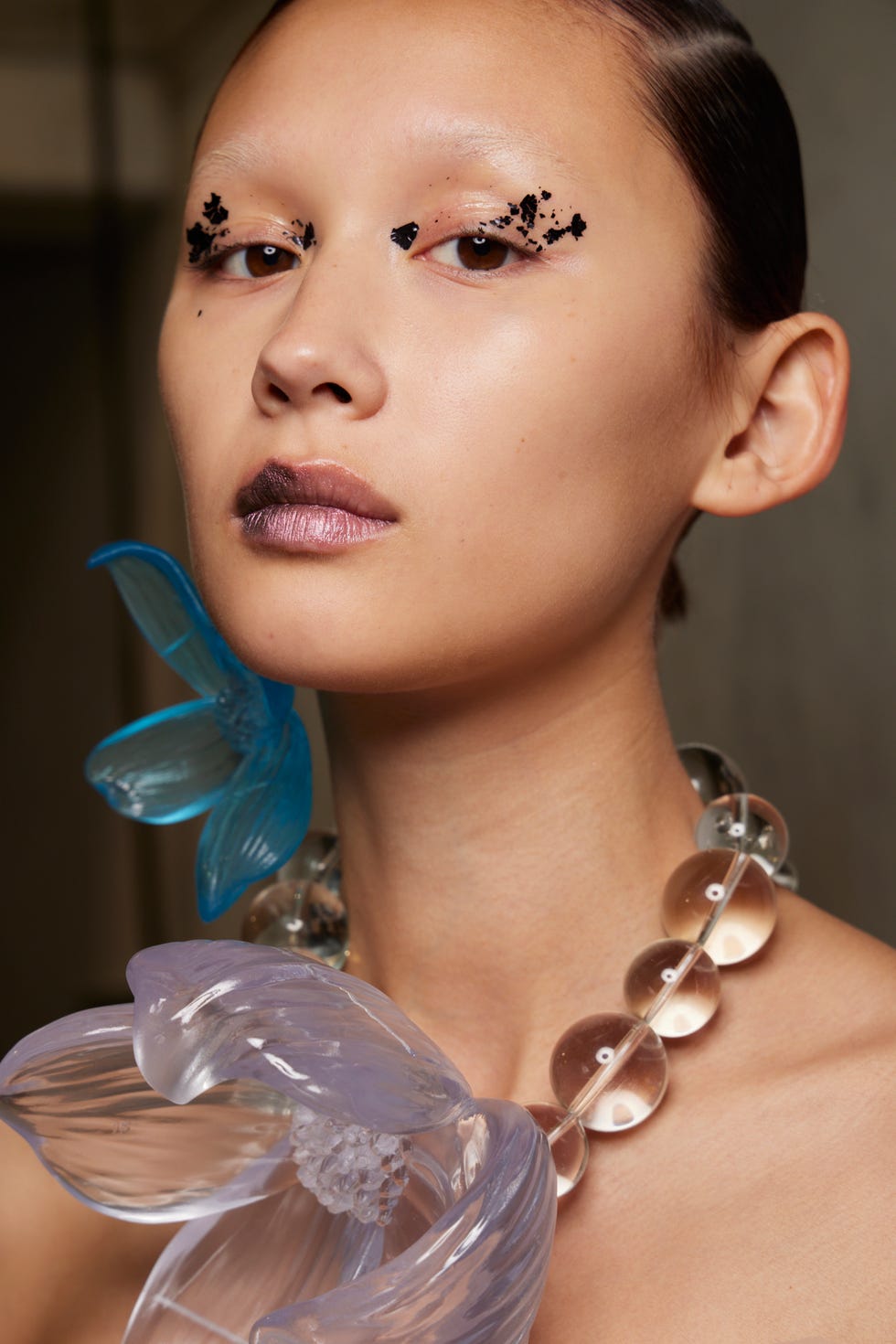 springsummer 2023 makeup trends spring catwalk beauty trends