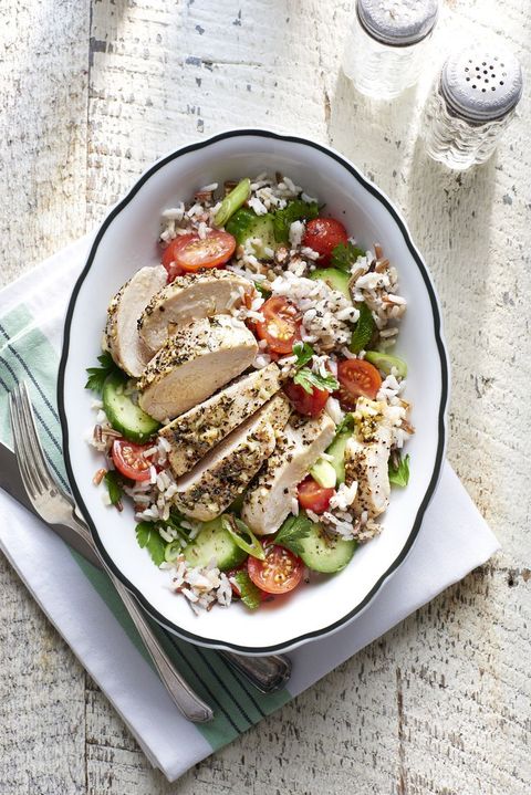 greek chicken with tomato and rice salad, a sustainable foods recipe