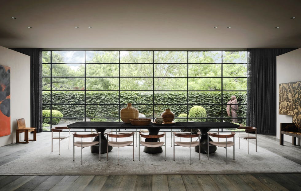 casa de campo contemporánea: comedor con ventanal