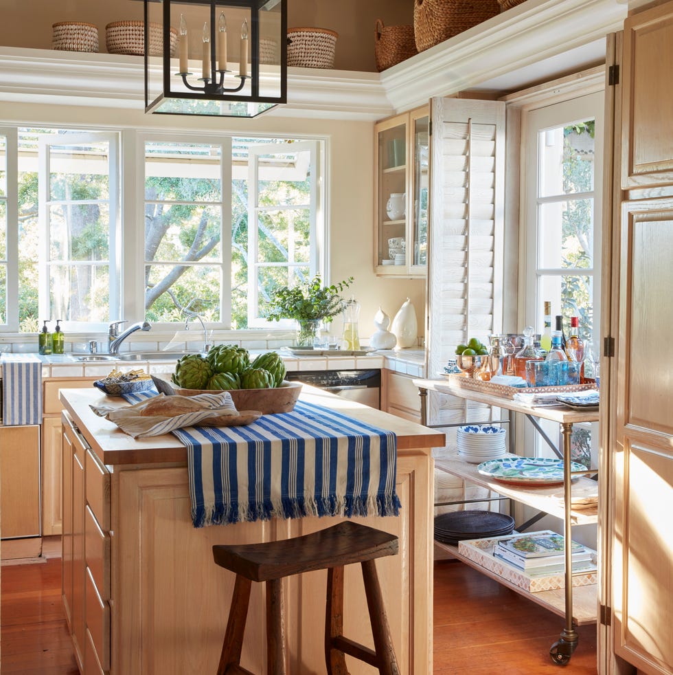 small cottage kitchen drinks trolley california suzanne tucker