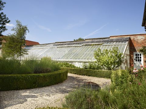 suzie de rohan willner victorian garden greenhouse