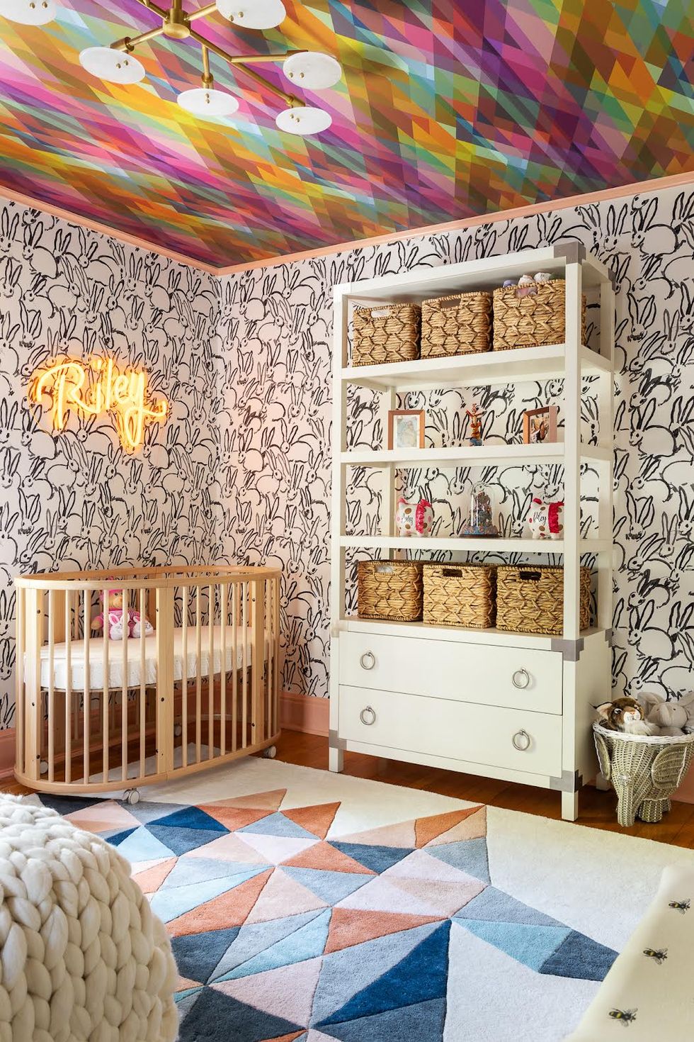 swati goorha nursery crib shelves