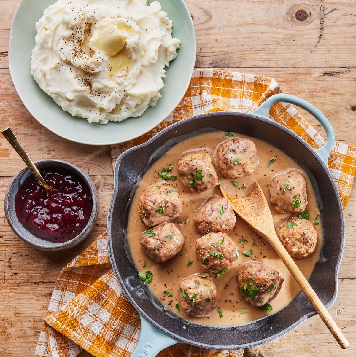 Vegan Swedish Meatballs • It Doesn't Taste Like Chicken