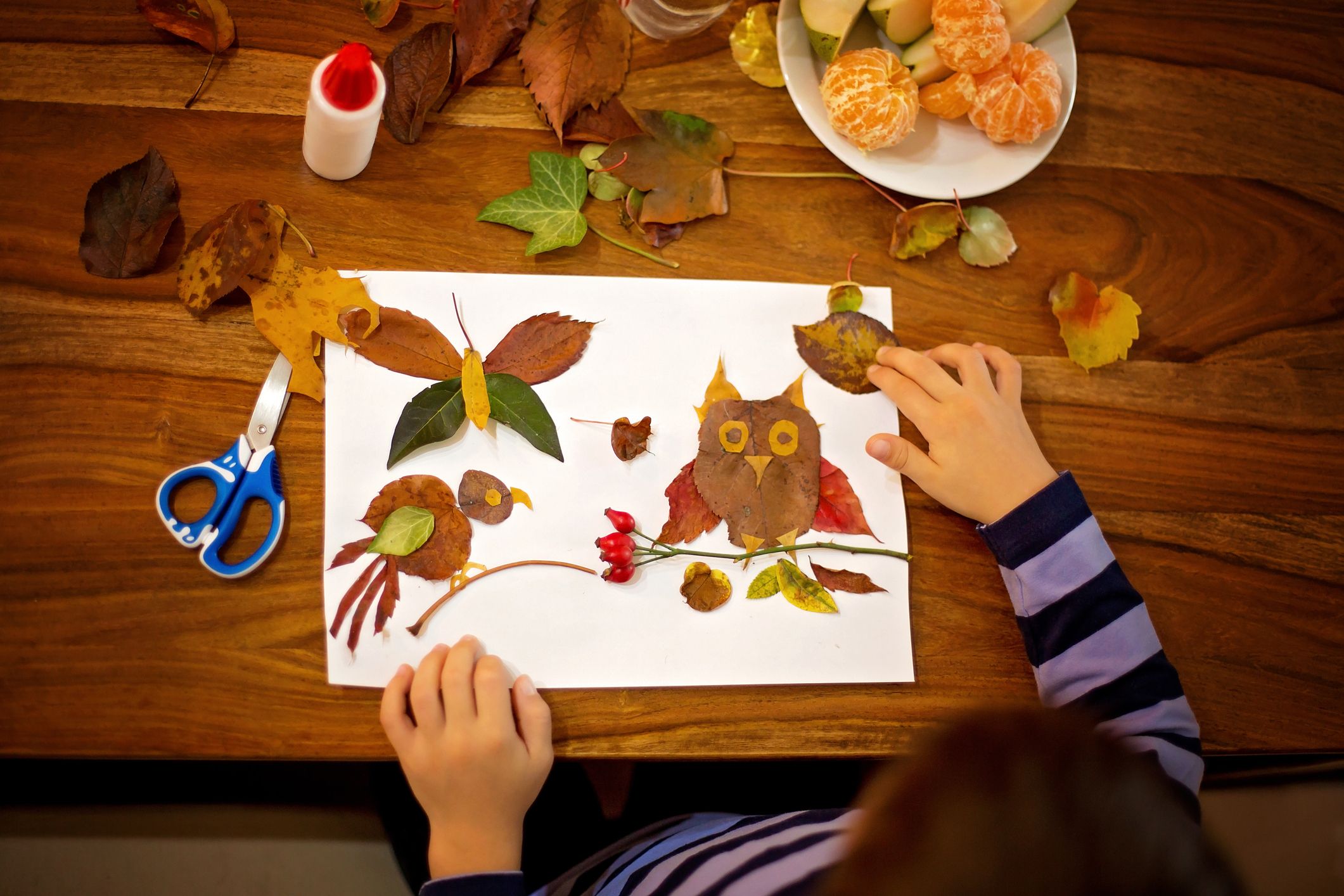 20 Easy Fall Crafts for Kids - Fun DIY Fall Craft Ideas