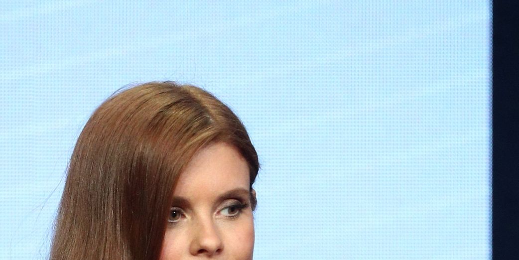 Who Is 'Sweet Magnolias' Star JoAnna García Swisher? - PureWow