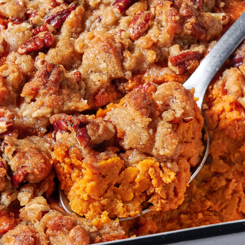 sweet potato casserole with crumbly pecan topping