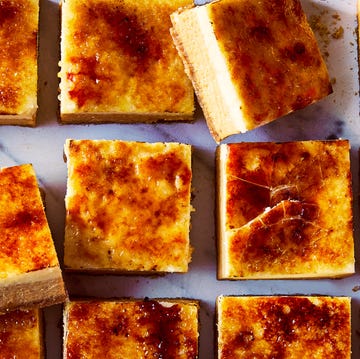 Sweet Potato Crème Brûlée Bars sweet potato bars with a torched sugar topping