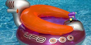 swimline ufo spaceship squirter pool float with water gun