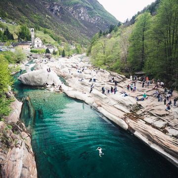 valle verzasca trekking