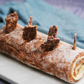 Carrot cake Swiss roll