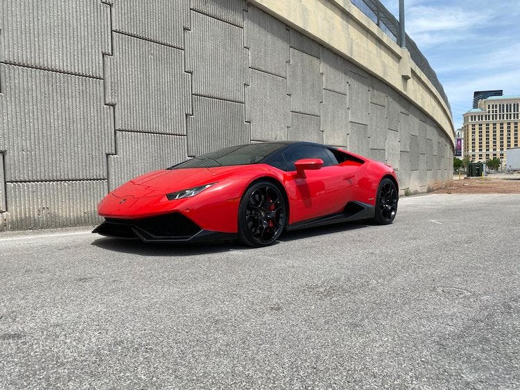 188K-Mile Lamborghini Huracán for Sale, Driven by 1900 People