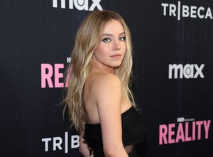 Sydney Sweeney's micro braids hairstyle is so adorable