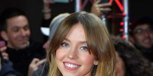 See Sydney Sweeney Absolutely Slay With Epic Abs In A Bra Top At
