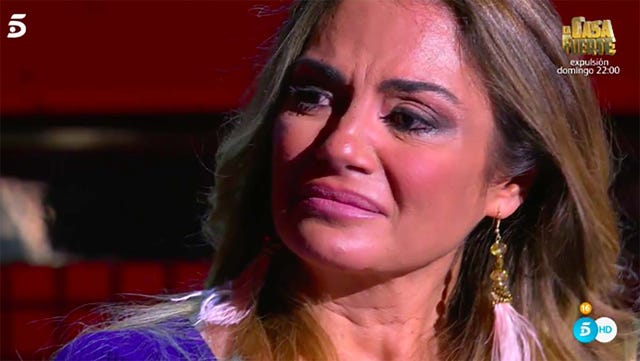 sylvia pantoja llora