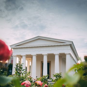 a white house with columns