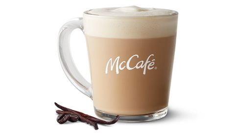 Drink, Cup, Hot chocolate, Coffee, Coffee milk, Mug, Chocolate milk, Latte macchiato, Drinkware, Non-alcoholic beverage, 