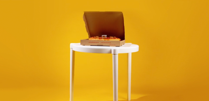 IKEA and Pizza Hut Make Table Inspired by Pizza Box Stands