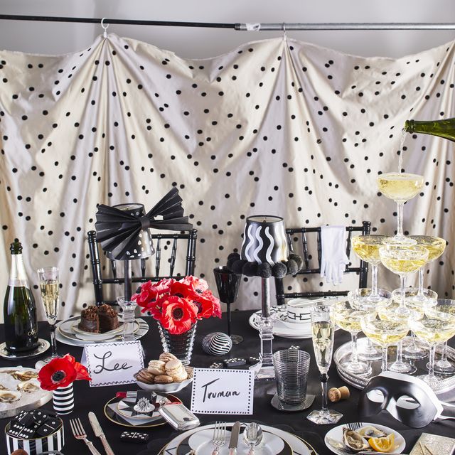 Simple Black And White Party Ideas  White party decorations, Black and  white party decorations, Wedding party table backdrop
