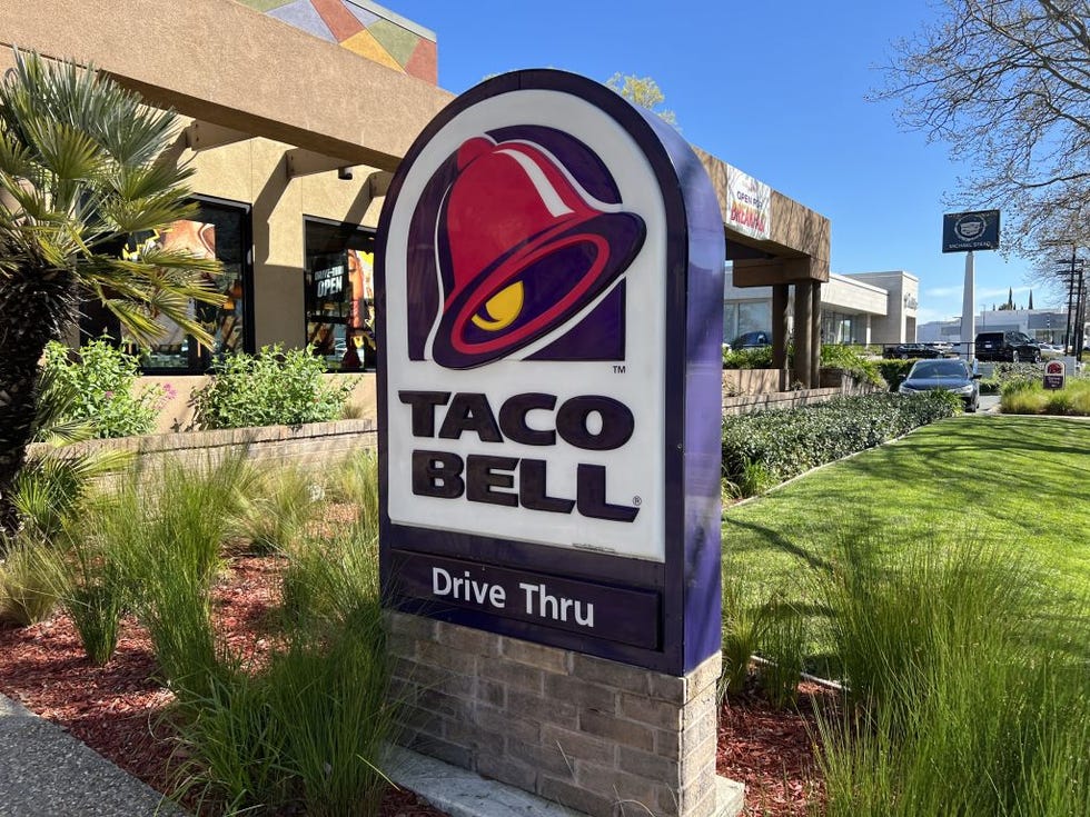 taco bell drive thru