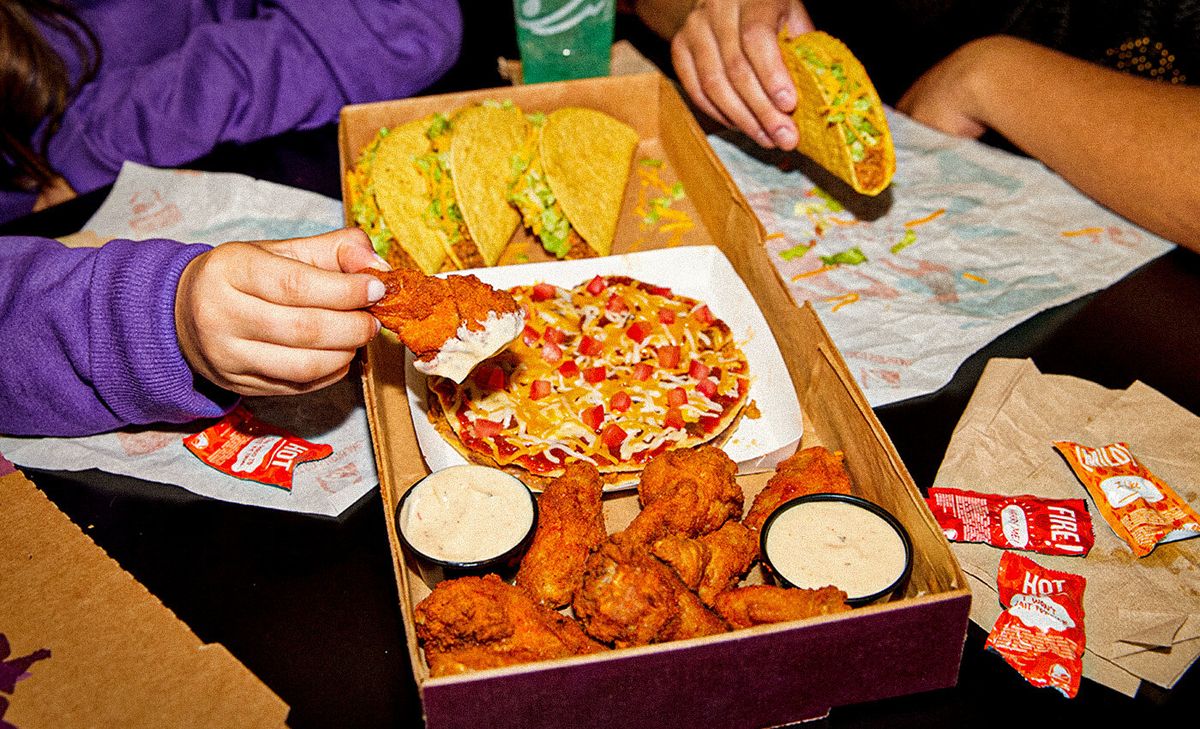 taco bell game day box wings